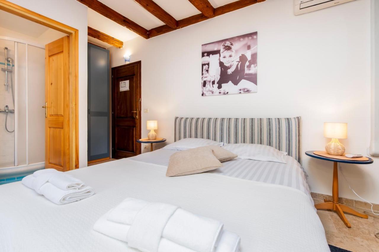 Revera Rooms Rovinj Zewnętrze zdjęcie